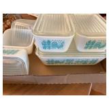 Set of 6 Pyrex Amish Butter turquois dishes with lids--K