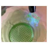 Uranium Glass Sandwich Plate w/ Handles (green)--BP