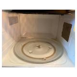 Emerson 1100W Microwave--K