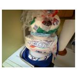 Paper Plates, Paper Towels w/ wood holder, Basket Carrier--LRY