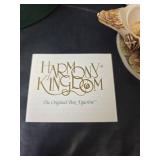 Harmony Kingdom \"Pillow Talk\" TJSER97 Swan Box Figurine Made in England