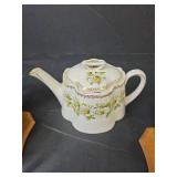 Teapot with Daisy Pattern, 2 Cups with Saucers, and 2 Wooden Stands