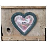 Heart-Shaped Bird Print Key Holder