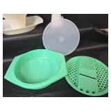 Tupperware Grater and Slicer Set and Tuppercraft Floralier