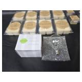 Magnolia Melts Wax Collection with 2 Light Bulbs