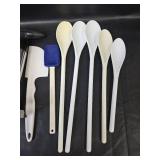 Kitchen Utensil Set with Measuring Spoons and Tools