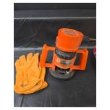 Black & Decker 3/4 HP Router with Kinco Work Gloves
