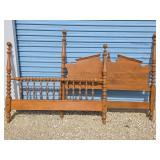 Ethan Allen Baumritter Queen Size Bed Frame with Rails