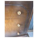 Traditional Maple Wood Chest of Drawers with Turned Legs