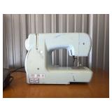 Kenmore Mini Ultra Sewing Machine Untested