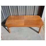 Riverside Furniture Coffee Table Model 6402