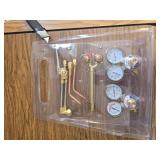 $332 MIU-1516 Oxygen-Acetylene Torch Kit with Gas Tank Welding