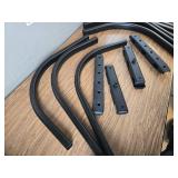 $133 Aluminium Adjustable Truck Bed Extender with Straps