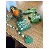 St Patricks Day Decor, 12 Pcs Tiered Tray   Plush Gnome