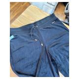 Halston Velour jogger size extra large