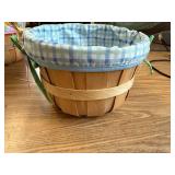 9" Chipwood with Liner Easter Basket Cool Blue Plaid - Spritz