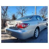 2004 Lexus ES 330 - SILVER