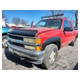 1996 Chevrolet C/K 1500 4WD - RED