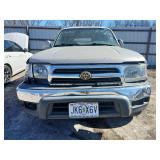 2000 Toyota 4Runner 4WD - SILVER