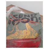 GREEN Send Noods Distressed Funny Ramen Noodle T-Shirt XL - Retail: $17