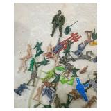 Mixed Plastic Army Men Toy Soldier Collection