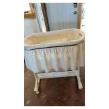 Fisher-Price My Little Lamb Bassinet