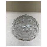 Clear Glass Cubist Pattern Nappy Dish with Handle Glows with Magnesium under UV 365nm