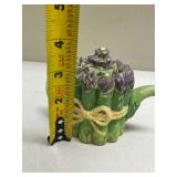 1996 Avon Asparagus Decorative Teapot
