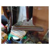 Art Easel ??   not sure what this is - - -