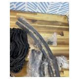 2 Set Wall Hay Feeder with Net Corner Hay Rack Black Corner Hay Feeder Frame with Slow Feed Hay Net for Horses Goat