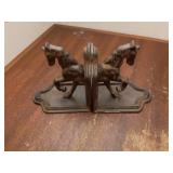 2 Pack Farmhouse Galloping Horse Bookends, Horse Bookends, Rusty Finish - Retail: $27