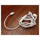 USB C Headphones for iPhone 17 16 15, Wired Headphones USB-C for iPad Pro Air Mini, iPad 10th, MacBook, Type C Earbuds for Samsung, Google Pixel, Earphones for Lenovo, Dell, Microphone, Volume Control