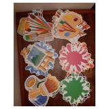 16 Pack Mini Clear Paint Cans, 1/2 Pint Plastic Empty Paint Buckets, 2.8 x 3.6" Party Favors Candy Containers, Art Paint Supplies with Metal Lids for Art Parties Weddings Birthdays Picnics - Retail: $