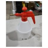 VIVOSUN 50oz Pump Sprayer, Handheld Garden Water Sprayer Bottle with Adjustable Brass Nozzle, for Spraying Plants, Flowers, Weeds and Cleaning, Red