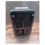Deluxe Milkhouse Utility Heater (Missing Handle)