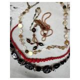 Lot of Miscellaneous Jewlery