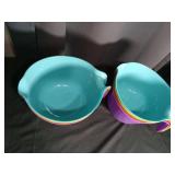 Colorful Plastic Measuring Cups Set