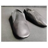 Unisex Leather Upper Jazz Shoe Slip-on for Women and Men