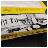 Two 18\" Plug in Fluorescent Lights.