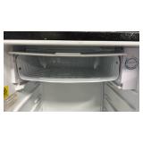 3.2 cu.ft Black IGLOO Mini Fridge - Retail: $499
