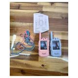 Video Walkie Talkies for Kids, 2.0 Inch Screen Long Range Handheld Intercom with Voice Effects, for Family Camping Hiking