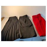 Limited & Casual Corner Wool Skirts Set