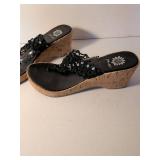 Born and Yellow Box Women