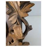 Black Forest Cuckoo Clock with Bird Motif / Bird is broken off