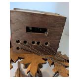 Black Forest Cuckoo Clock with Bird Motif / Bird is broken off