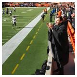 ZonLi Battery Heated Blanket Featuring 3M Thinsulate Fabricï¼Rechargeable 20V 40W Portable Heated Blanket with 3 Heating Levels,Includes 20000mAh Power Bank for Camping,Car,Stadium,Outdoors(Black)