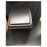 Xeabia 4.5 Gallon Plastic Swing Lid Trash Can, Swing-Top Trash Bin, Black - Retail: $27