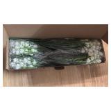 NOV FIRE Outdoor Artificial Fake Flowers - 8 Bundles Plastic Flowers Outdoors Plants UV Resistant Faux Flowers for Indoor Outdoor Garden Hanging Porch Window Box Wedding Decor(White)