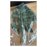 Yunsailing 100 Pcs Faux Eucalyptus Stems with White Seeds Artificial Eucalyptus Leaves Greenery Decor Fake Leaf Branches for Wedding Bouquets Centerpiece Flower Arrangement Farmhouse Home Decoration