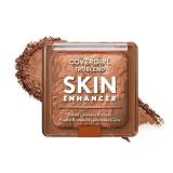 COVERGIRL TruBlend Skin Enhancer Baked Luminous Bronzer, with Hyaluronic Acid & White Rose Extract, Blends Seamlessly - 320 Caramel (Medium Bronze with Copper Swirls)